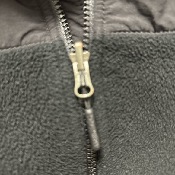 Women’s north face Denali jacket! MAKE OFFERS! Closet clean out! - Picture 9 of 9